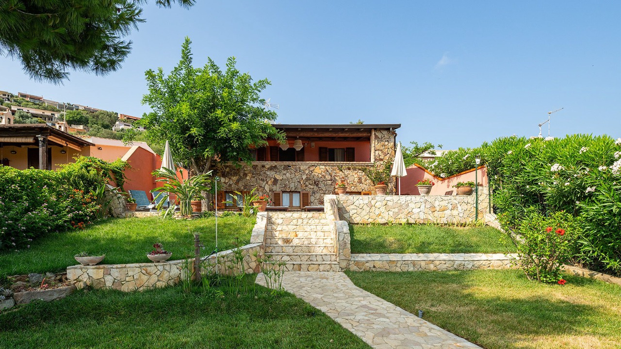 Photo of Outdoor in Geremeas