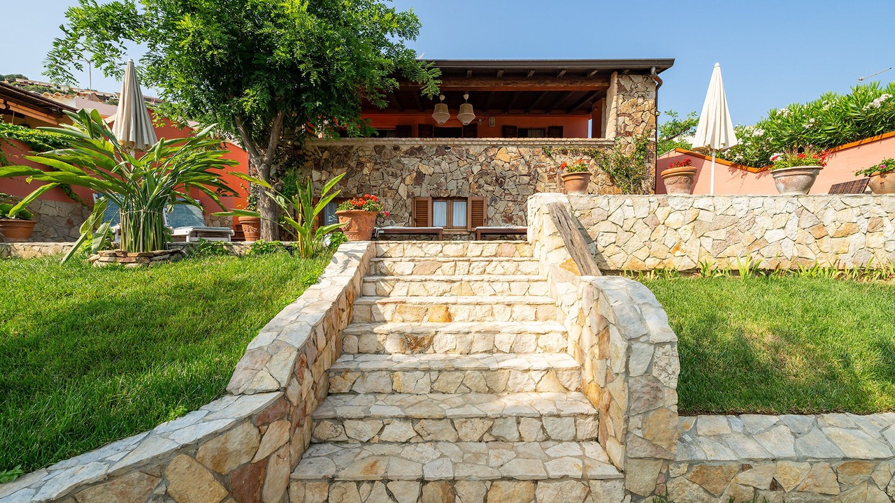 Photo of Outdoor in Geremeas