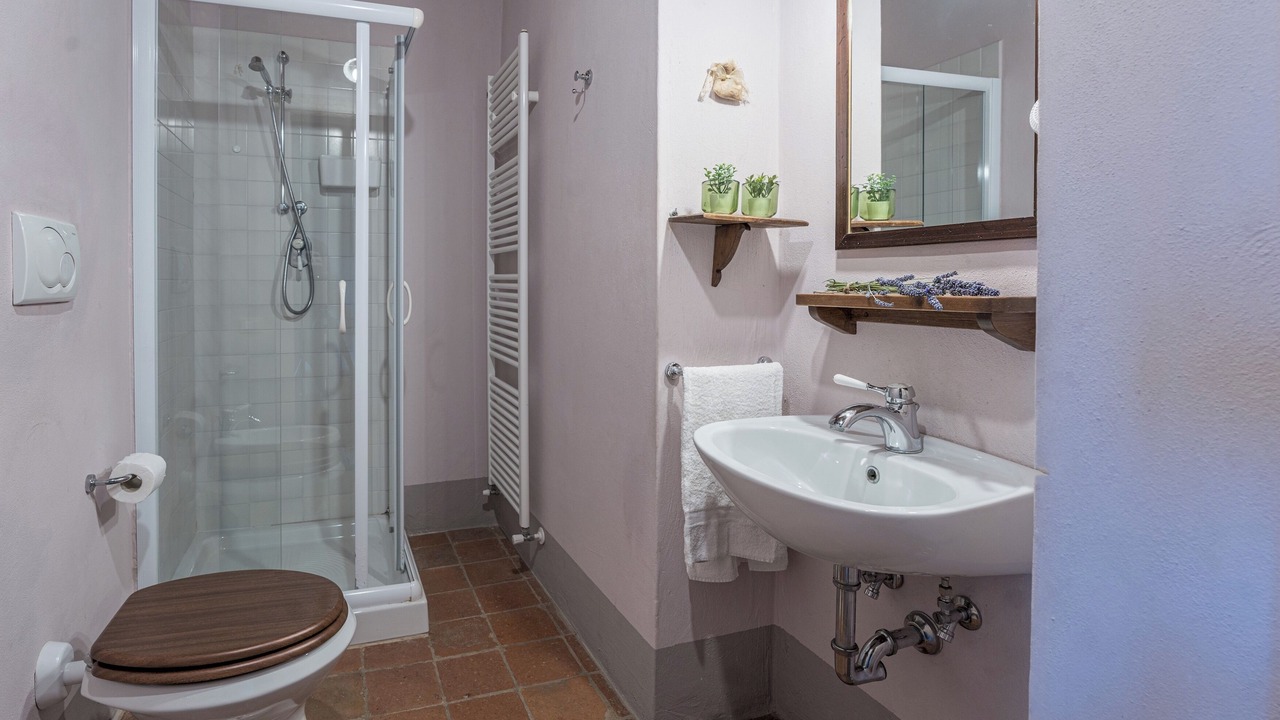 Photo of Bathroom in Cortona