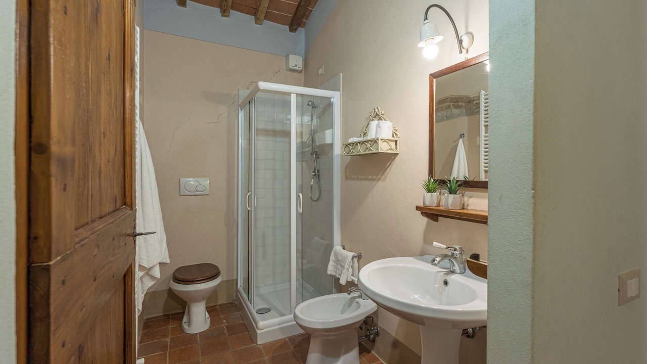 Photo of Bathroom in Cortona