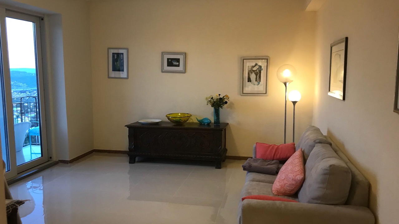 Photo of Livingroom in San Giovanni-Chiadino-Rozzol