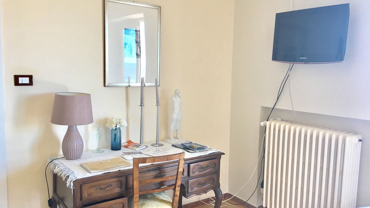 Photo of Bedroom in San Giovanni-Chiadino-Rozzol