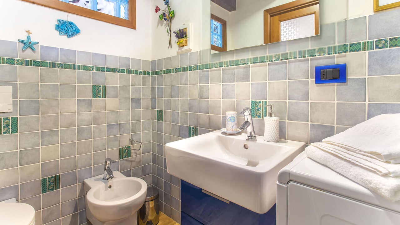 Photo of Bathroom in Alghero City Centre