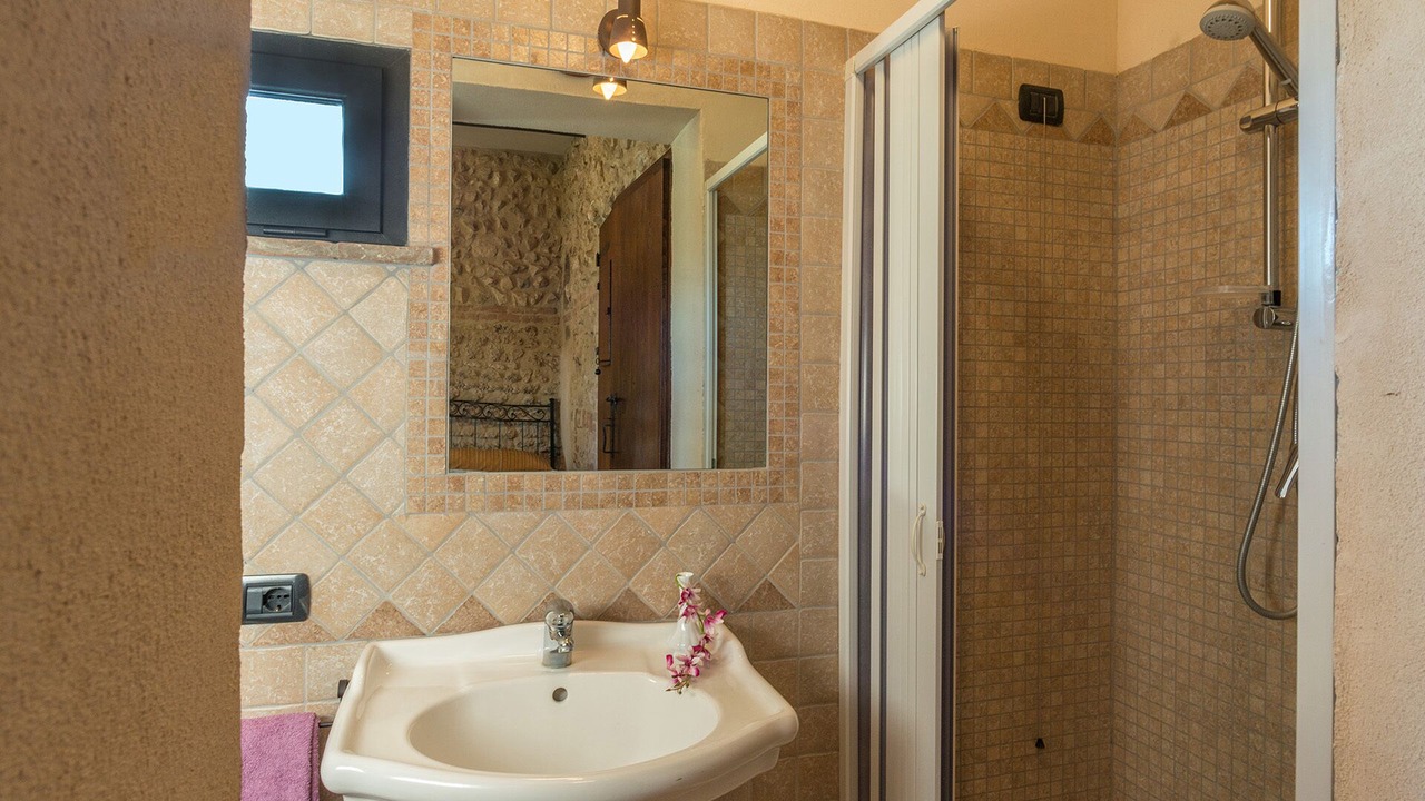 Photo of Bathroom in Montoro