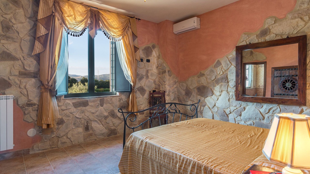 Photo of Bedroom in Montoro