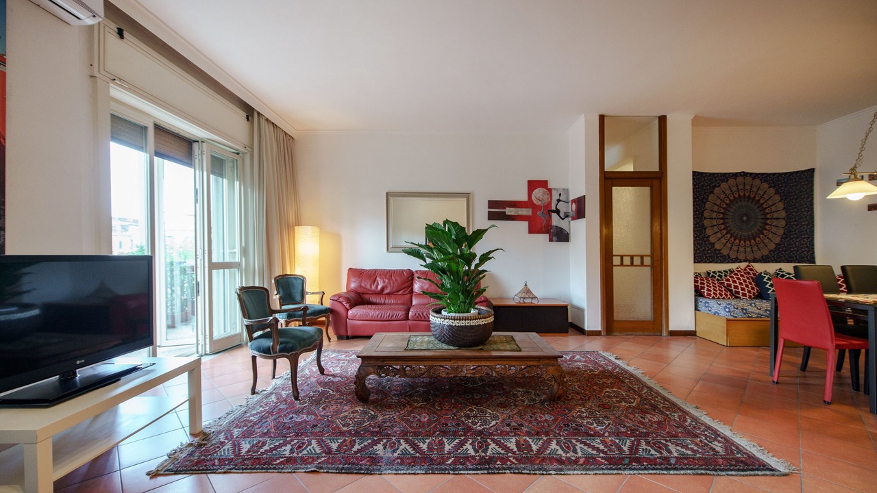 Photo of Livingroom in Naples City Centre