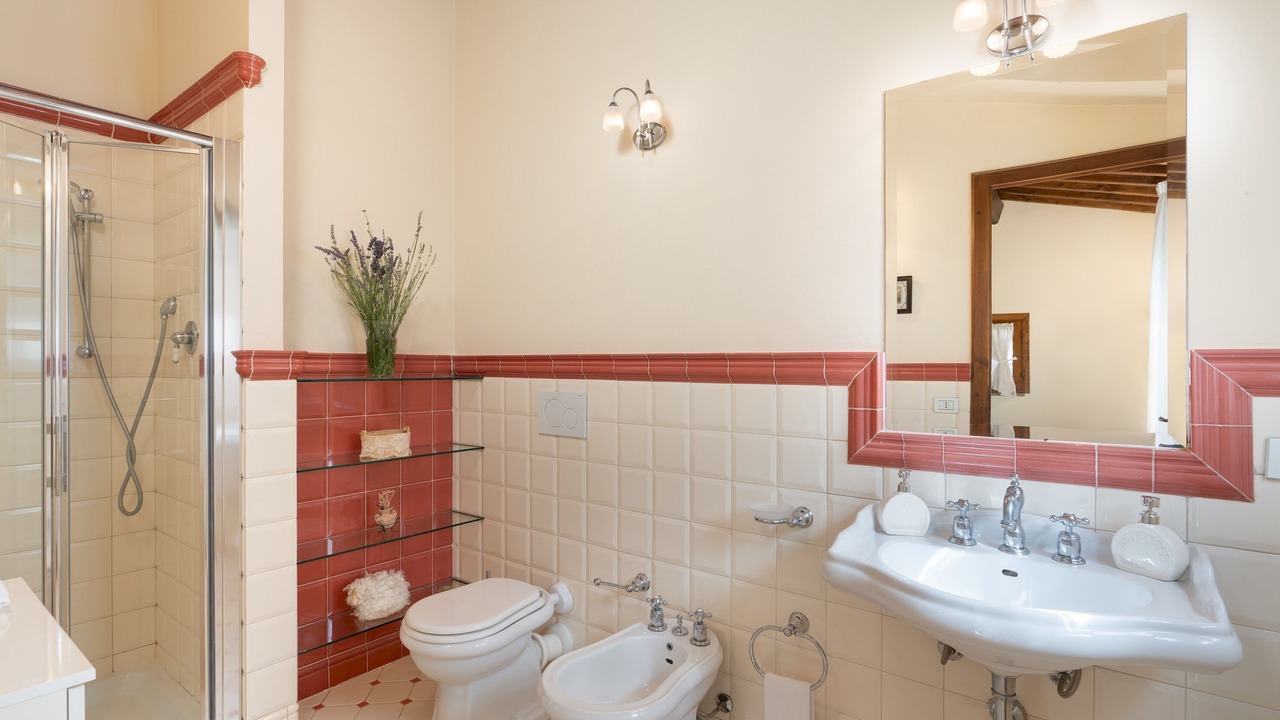 Photo of Bathroom in Montaione