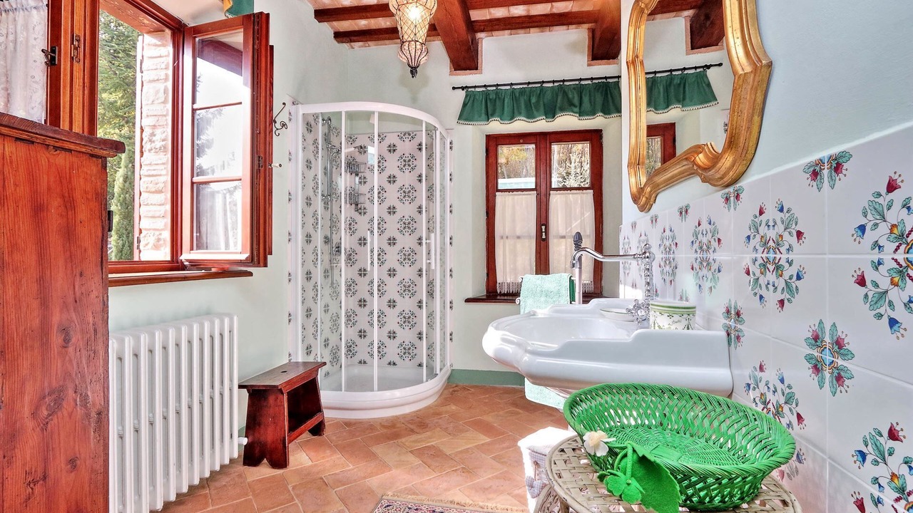 Photo of Bathroom in Serrapetrona
