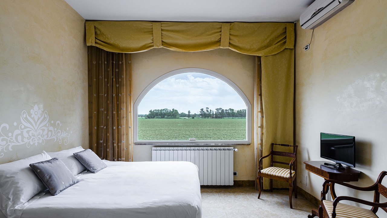 Photo of Bedroom in Fregenae