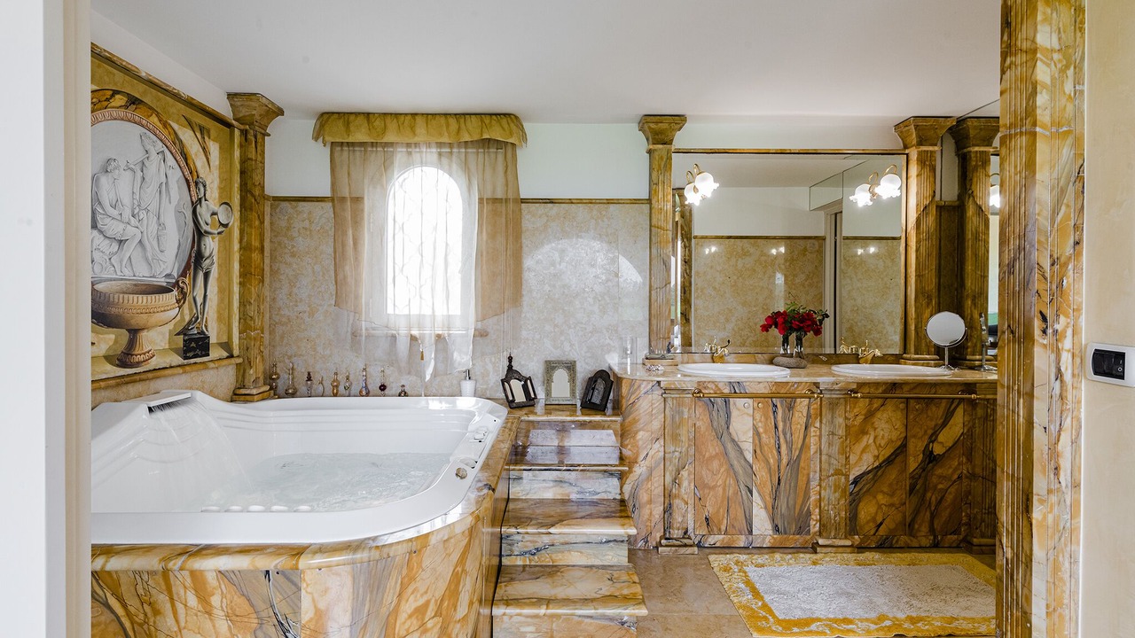 Photo of Bathroom in Fregenae