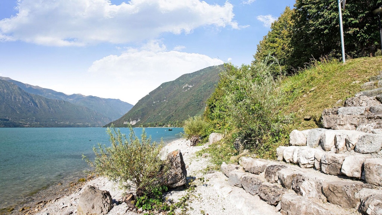 Photo of Others in Idro