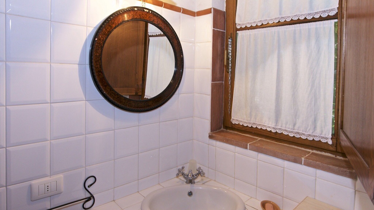 Photo of Bathroom in Seggiano