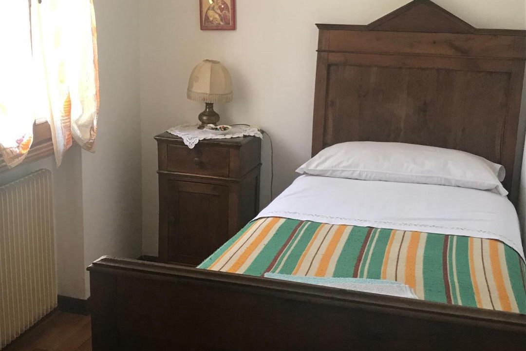 Photo of Bedroom in Miane