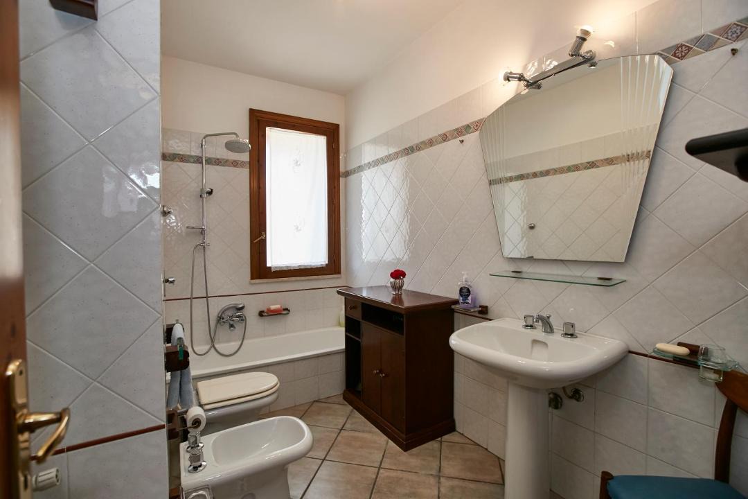 Photo of Bathroom in Marsala