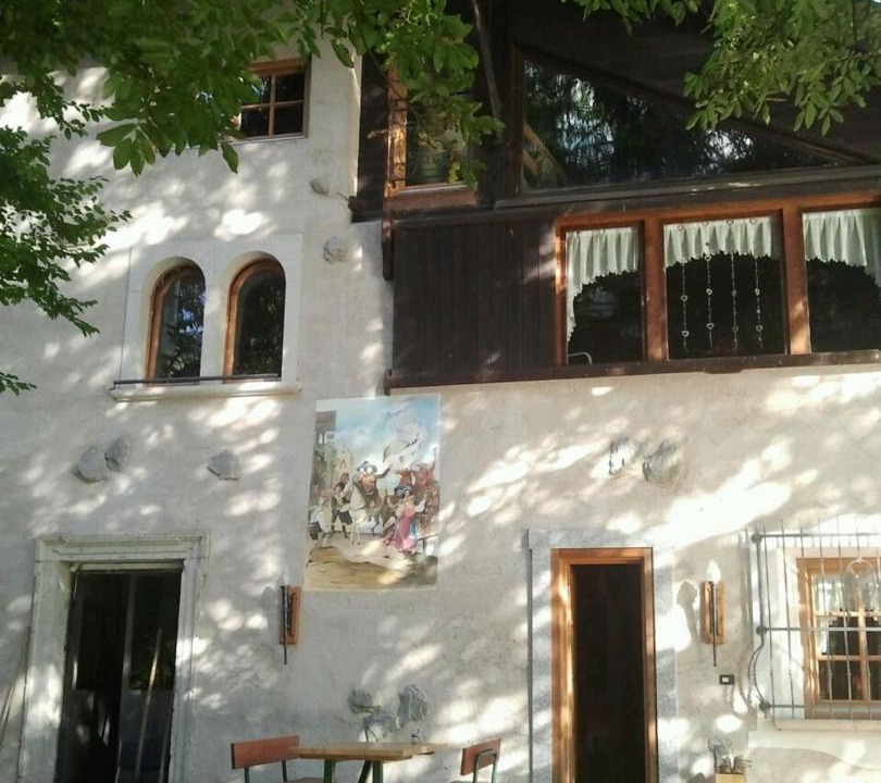 Photo of Buildings in Cassana