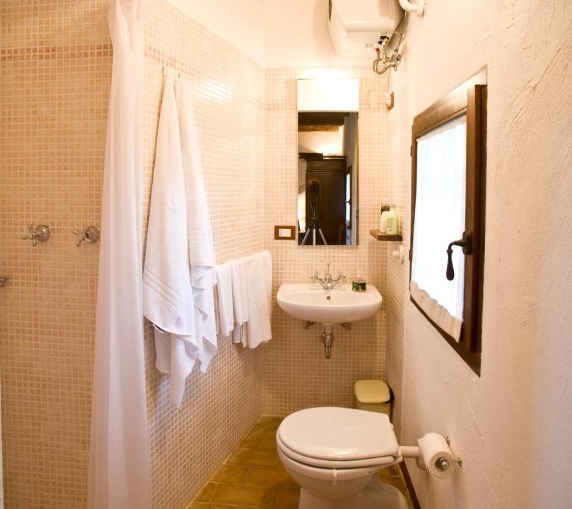 Photo of Bathroom in Argenta