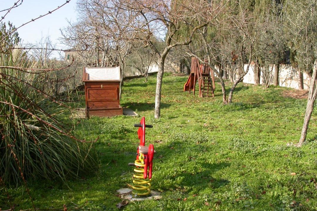 Photo of Others in Bovara