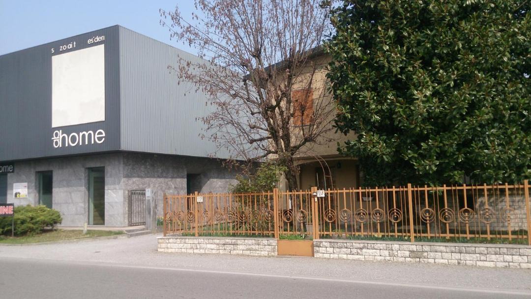 Photo of Buildings in Soresina