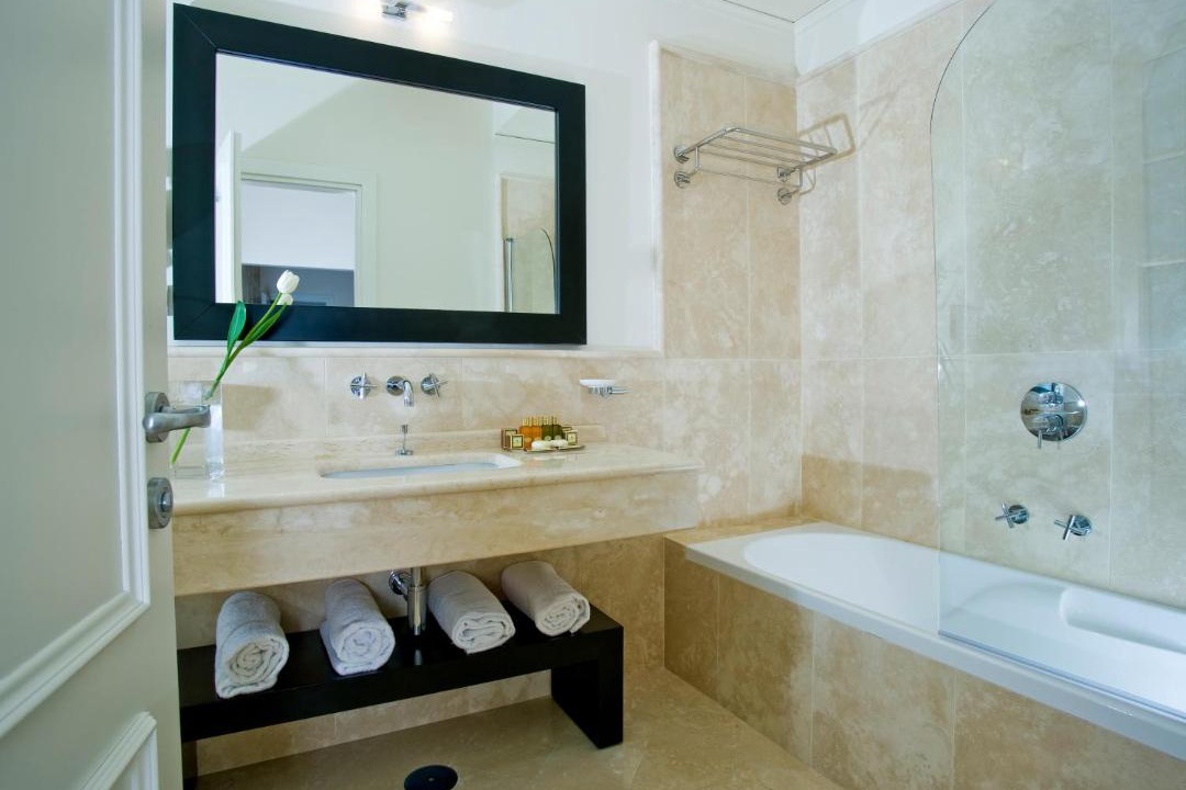 Photo of Bathroom in Naples City Centre