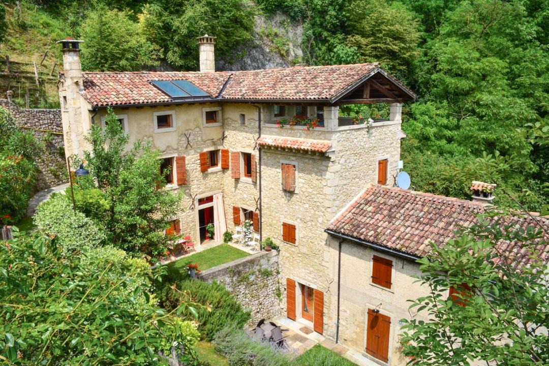 Photo of Buildings in Fregona