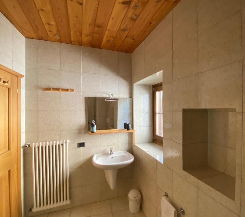 Photo of Bathroom in Fondo