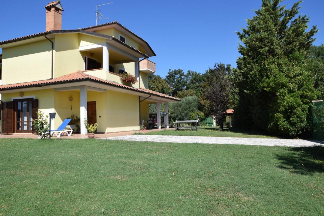 Photo of Buildings in Acquasparta