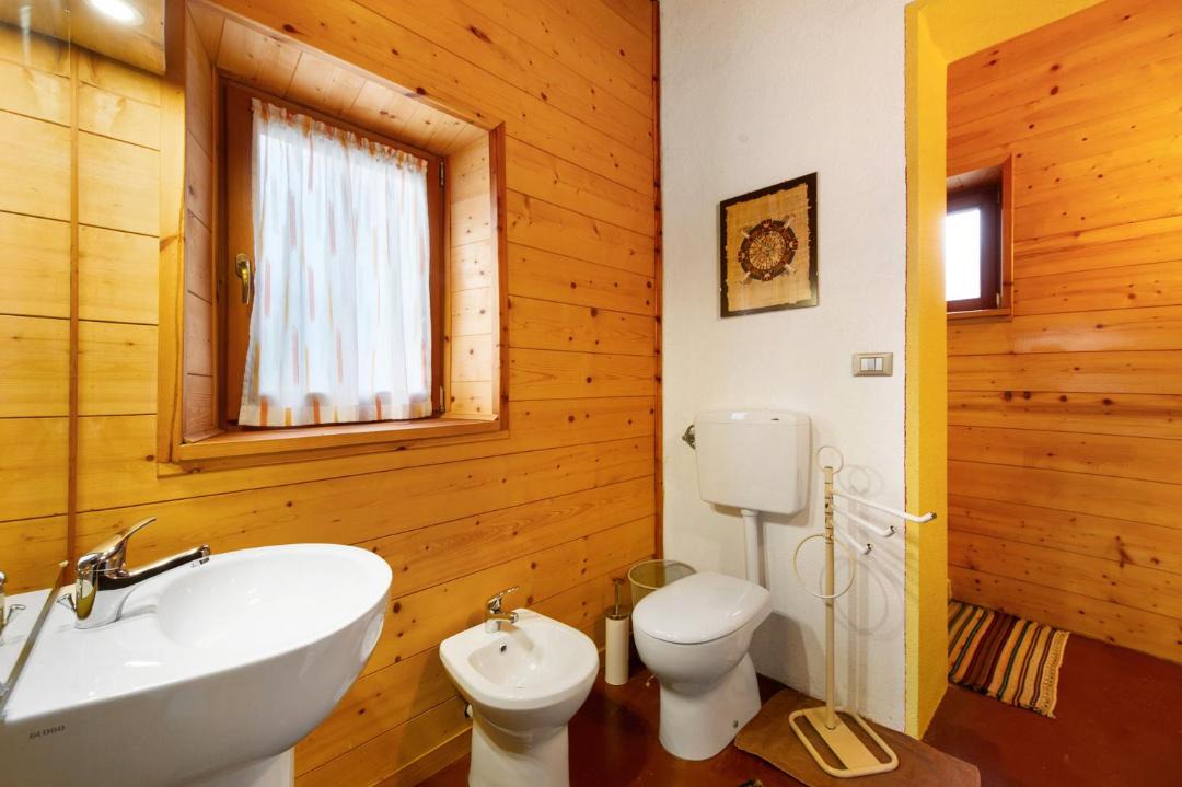 Photo of Bathroom in Reclou