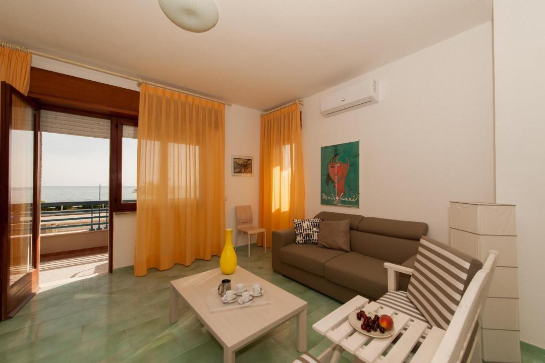 Photo of Livingroom in Minturno