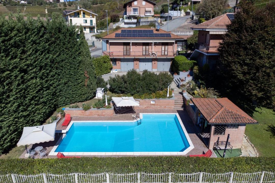 Photo of Others in Montegrosso dʼAsti