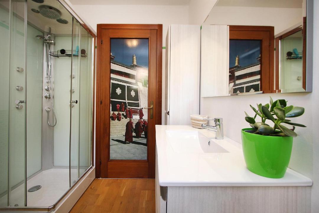 Photo of Bathroom in Inveruno