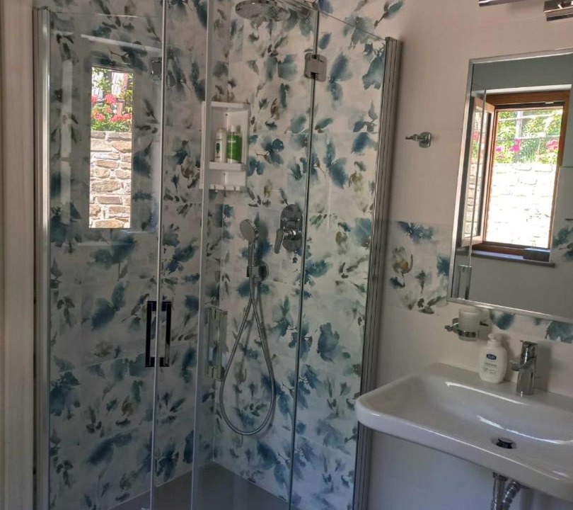 Photo of Bathroom in Laureana Cilento