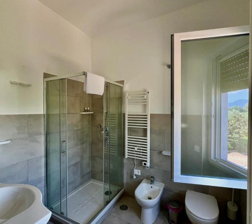 Photo of Bathroom in Latina