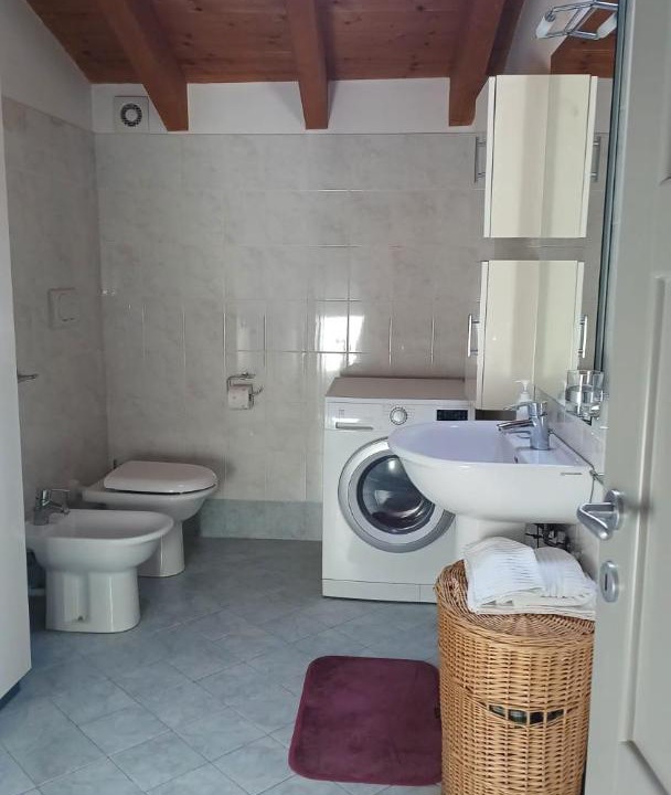 Photo of Bathroom in Pizzighettone
