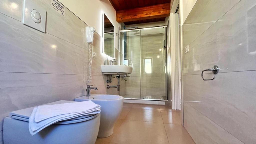 Photo of Bathroom in Marina Di Camerota