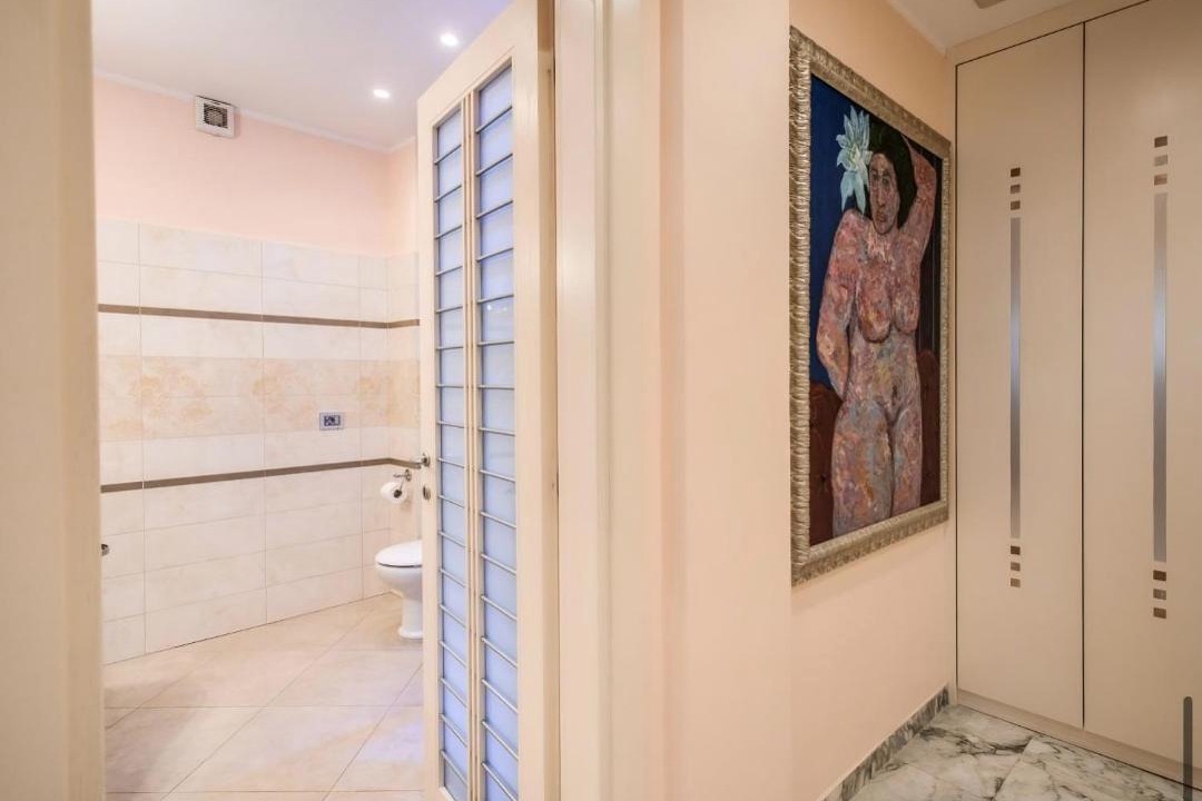 Photo of Bathroom in Rione XVI Ludovisi