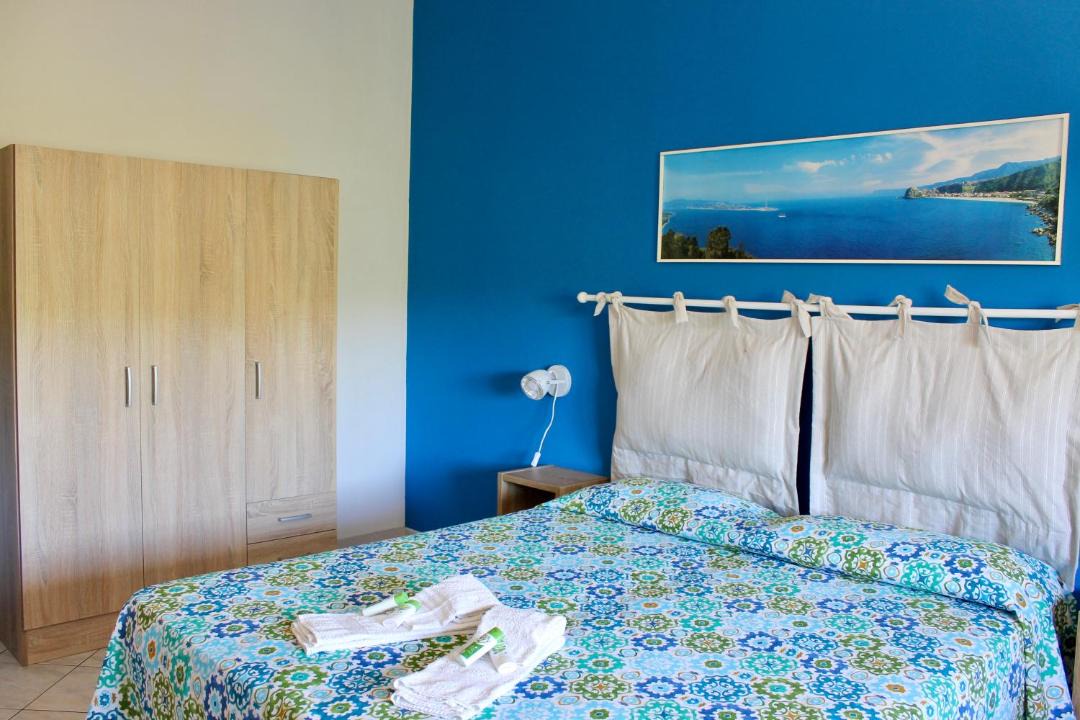 Photo of Bedroom in Nicotera Marina