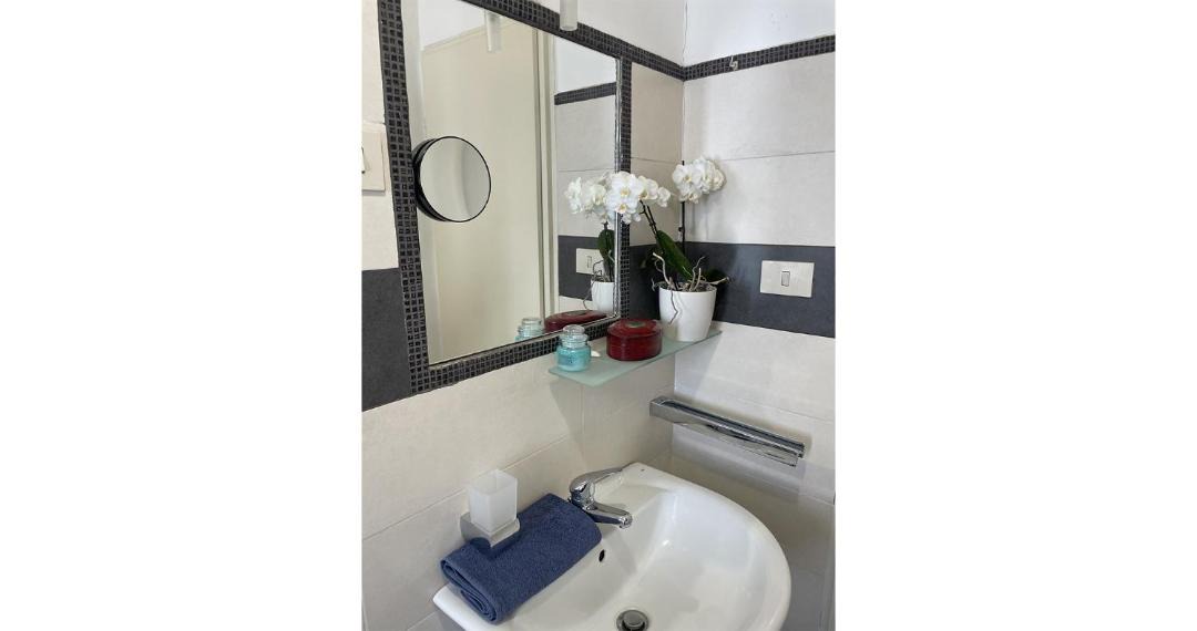 Photo of Bathroom in Mortelle