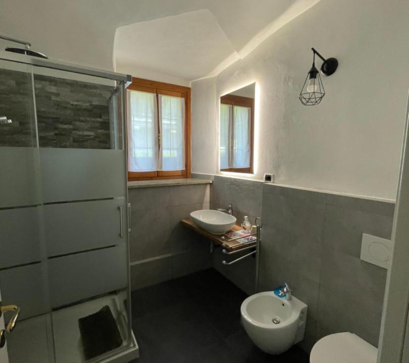 Photo of Bathroom in Azeglio