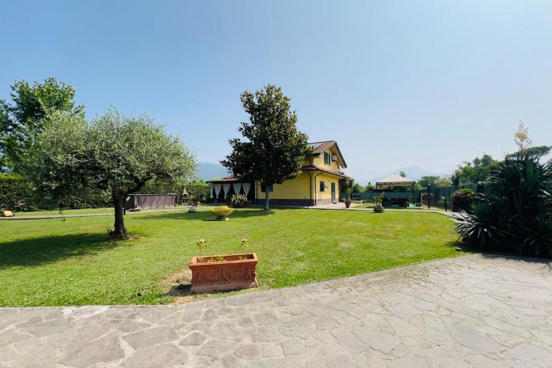 Photo of Others in Ortonovo