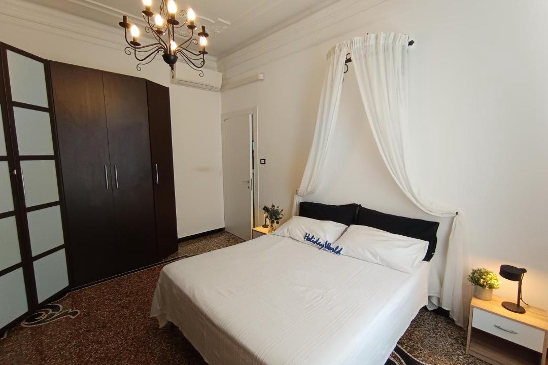 Photo of Bedroom in Boccadasse