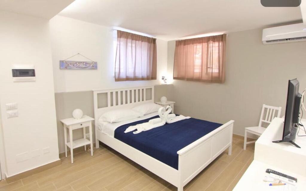 Photo of Bedroom in Latina Lido
