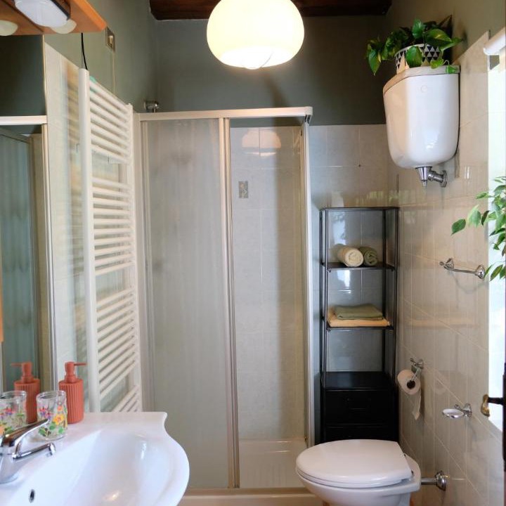 Photo of Bathroom in Parchiule