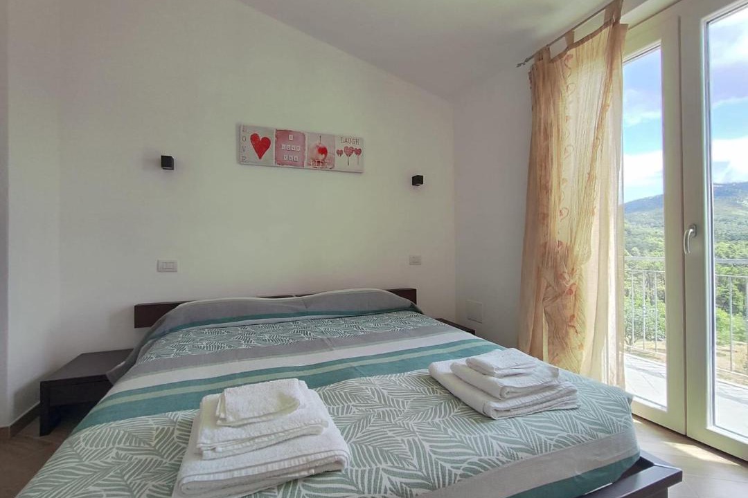 Photo of Bedroom in Framura