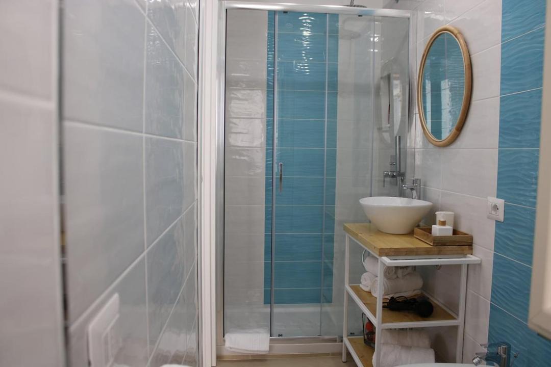 Photo of Bathroom in Naples