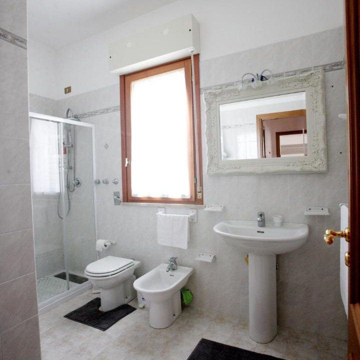 Photo of Bathroom in Paparella