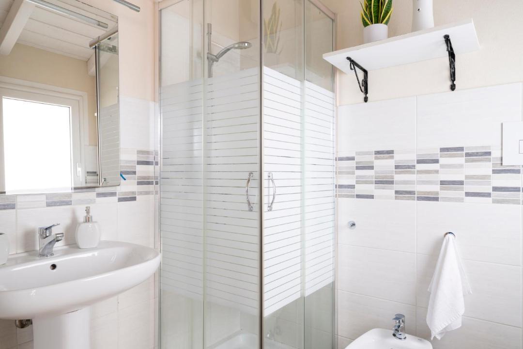 Photo of Bathroom in Pirri