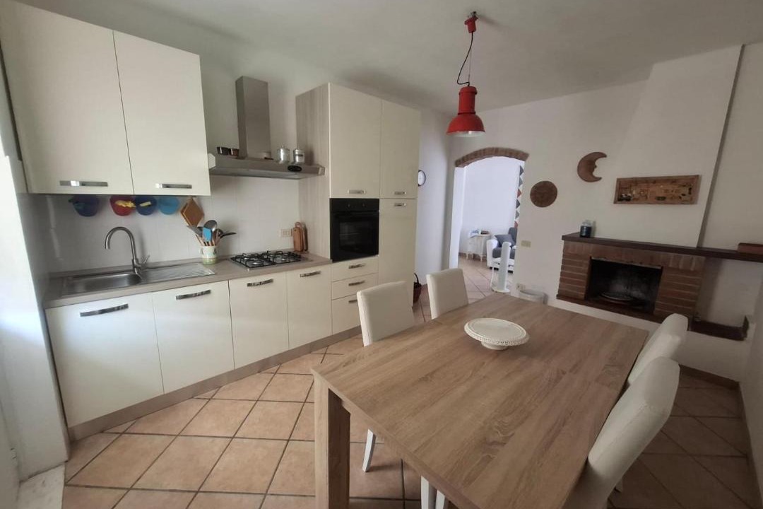 Photo of Kitchen in Ortonovo