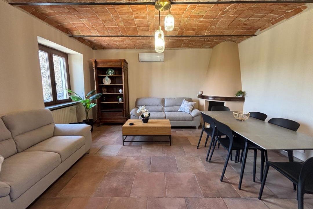 Photo of Livingroom in Mango