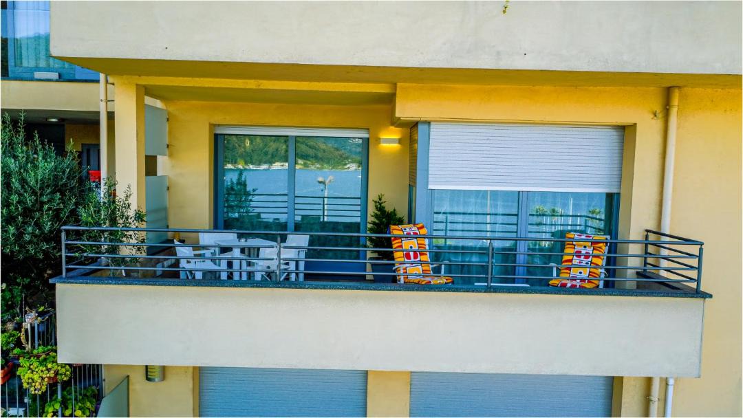 Photo of Patio Balcony in Lavena Ponte Tresa