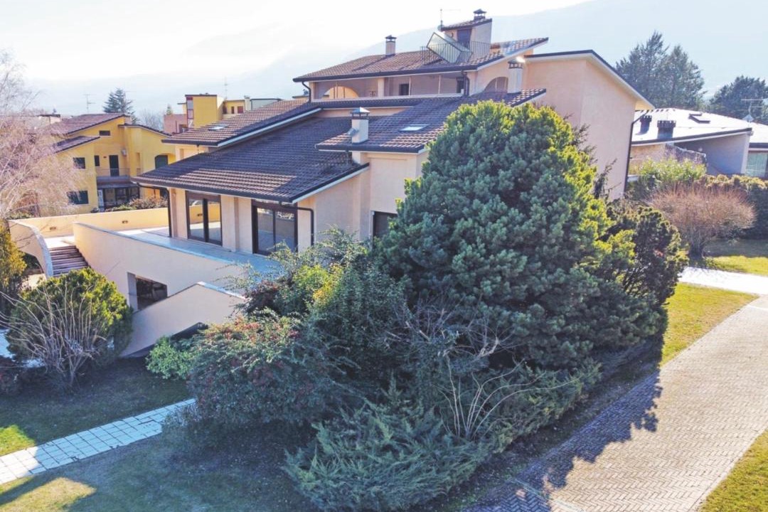 Photo of Others in Cavalletto
